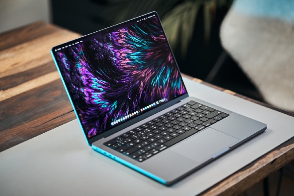 Review màn hình của Macbook pro 14 m2 pro